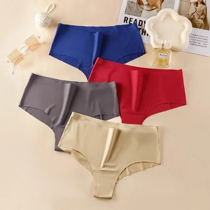 4 -stycken SXL Womens Underwear Sexy Lace Panties Girls Ice Silk Comfort Briefs Plus Size Mid midja Sömlös underbyxor Lingerie 240407