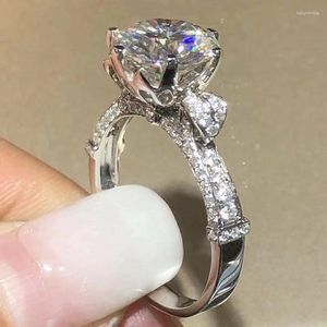 Anéis de casamento Huitan moda com jóias de luxo de zircônia cúbica para mulheres acessórios de bandas de engajamento da proposta