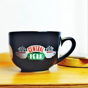 Персонализированные друзья телешоу Central Perk Big Coffee Mug Creative Creative 650 мл керамическая чайная чашка молока Home Office Wrinkwar 240407