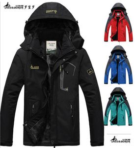 2017年のブランドLuo Baoluo Winter Jacket Men Plus Velvet Warm Wind Parka 6XL Plus Size Black Hooded Winter Coat Men3743071