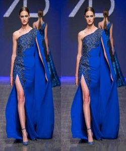 Royal Blue One Shoulder Evening Gowns 2016 Lace Applique High Split Prom Dresses Cape Style Golvlängd Formell festklänningar4967131