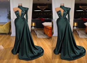 2022 sexy Dubai Elegant Emerald Green Meerjungfrau Abendkleider tragen langen Ärmeln hohe Nackenperlen Kristalle Split Frauen formale Kleid E7303178