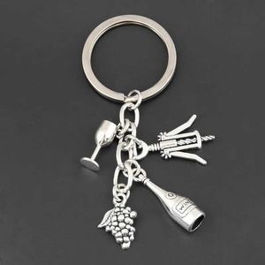 Keychains Lanyards 1pc Rödvin Charm Key Ring Grape Glass Cup Bottle Opener Keychain Gift Fit Chains Jewelry for Women Men Q240403