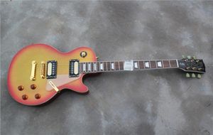 Padrão Cherry Sunburst Guitar Partículas em pó de prata de pintura Hardware de ouro de mogno Pickguard de acrílico HH Pickup5685909