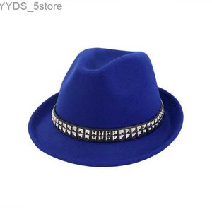 Wide Brim Hats Bucket 최신 영국의 레트로 롤링 여성 양모 펠트 Fedoras Trilby Hat Metal Decerated Jazz Unisex Style YQ240407