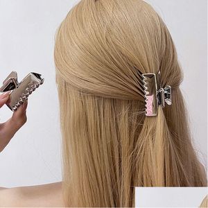 クランプメタルトライアングルレターヘアクローギフトパーティーのためのかわいい爪クリップ