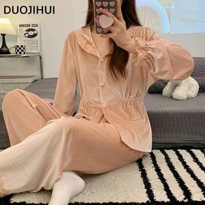 Hemkläder duojihui fast färg Två bit casual pyjamas för kvinnor Autumn Slim midje cardigans Basic Pants Fashion Loose Female Set