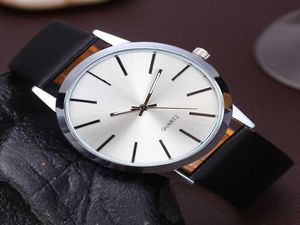 2021 Casual Quartz Watch Men039s Watches Top Luxury Brand Famous Wrist Watch Man Clock för män Saat Hodinky Relogio Masculino9410758