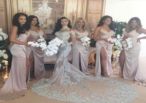 Vestidos de dama de honra de cetim longos e sexy com fenda com rosa empoeirada aberta