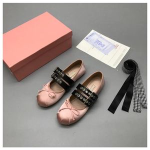 Fashion-Leather Designer Womens Dress ballet Shoes with buckle belt bow Flat Casual Soft Soles Low Heel Light Print loafers 014