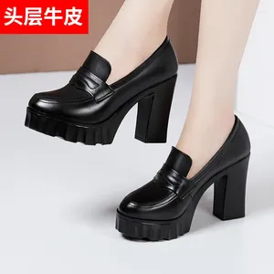 Scarpe eleganti da 10 cm piccole dimensioni 32-43 in pelle genuina cuta nera donna blocco tacchi alti pompe 2024 piattaforma di fondo spessa modello di lavoro da ufficio