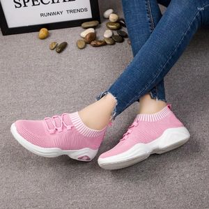 Fitnessskor kvinnor mjuk sneaker lätt andningsbar mesh sport casual mode snörning plattform zapatos mujer tenis feminin 2024