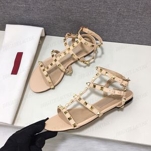 Summer Beach Sandals Women Rivet Flat Slippers Willow Spike Shoes Chunky Cool Sandals Elegant Heels Slipper with Box Size 34-42