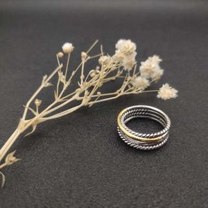 Роскошные дэвидс юрмас дизайнер кольцо высокого издания нить нить нить одноцилиндровое разделение цветового кольца US 6-7-8-9 Четыре размера