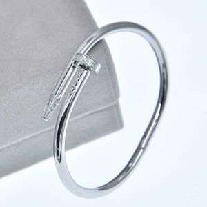 Carts bracelet Small multi-layer bracelet hand polished simple nail buckle bright surface geometric titanium steel