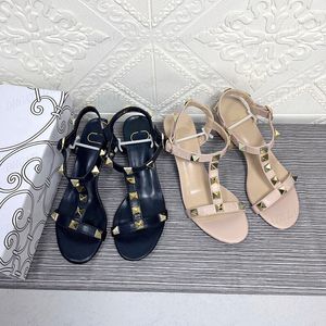 Trend Women Summer Brand Rivet Flat Slippers Willow Spike Shoes Chunky Cool Sandals Elegant New Heels Beach Slipper Letter V with Box 34-42