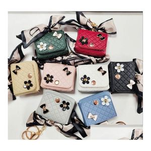 Key Rings Leather Coin Purses Keychains Silk Scarf Earphone Holder Car Keyrings Pu Mini Wallet Flower Bag Charms Pendant Jewelry Acc Dhxoz
