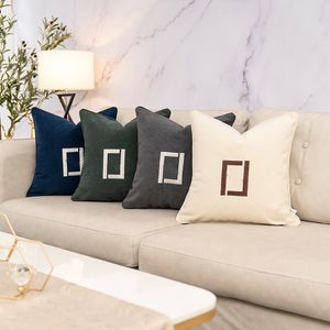 Designer Decorative Pillow Fashion Letter Size 30*50 45*45 50*50 Cushion Luxury Cushions Home Decorate For Bedding Room Chair Sofa Car