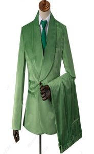 Slim Fit Velvet Green 2020 Jacquard Men passar skräddare med en skit med lapel blazer party prom kostymer jackapantsvest7426911