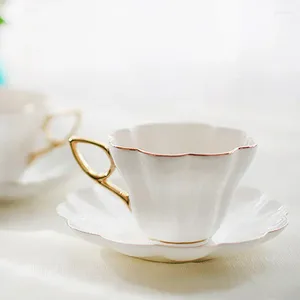 Xícaras pires de café de cerâmica branca xícara de café simples porcelana de porcelana de chá da tarde em casa