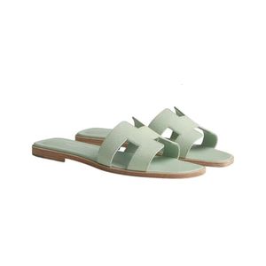 Toppdesigner tofflor chypre sandal oran sandal klassisk platt häl