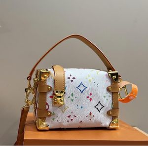 Spring Side Trunk Bag Nicolas Ghesquiere Designer Petite Malle Handbag S-lock Flap Women Mini Trunks Shoulder Cross Body Purse Totes Cosmetic Bag CYG24040209-25