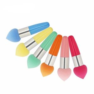 New Makeup Brushes and Beauty Sponge with Handle for Fashionable Women to Enhance Professional Makeup Skills and Accessories