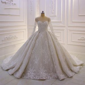 Dresses Luxury 2019 Lace Ball Gown Wedding Dresses Jewel Neck Beaded Appliqued Long Sleeve Bridal Gowns Vintage Plus Size robes de soiree