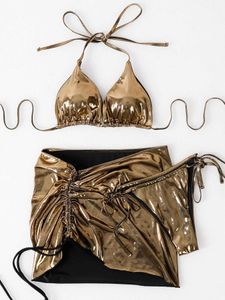 Kvinnors badkläder Kvinnor 2023 Summer Hot 3-Piece Leather Gold Shining Swimsuit Brazilian Bikini Set Mini Ruffled Tight Sexy Beach Suit J240403