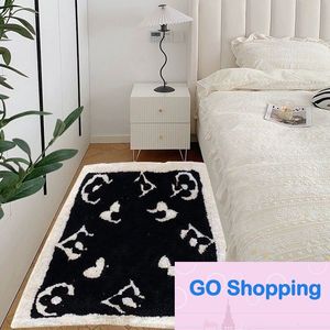 Lux Carpet Living Room Stain-Resistant Easy to Care Wind-Proof Cool Cashmere-like Bedroom Bedside Blanket Wear-Resistant Living Room Sofa Blankets