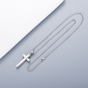 Chrome högkvalitativa smycken halsband Punk Classic Cross Pendant Halsband Hip Hop Niche Design Retro Personlighet Fashion Designer smycken gåva