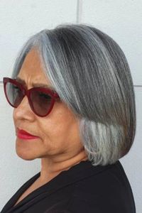 Grey Bob Lace Front Peruki z warstwowym bangiem, surową dziewiczą ludzką sól i pieprz szary peruka dla kobiet, pixie Cut Blueless Cuts Cuts Grey Closure Frontal Peruka 4x4 