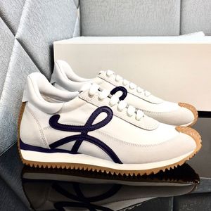 Akış Erkek Loeweee Kadınlar Sıradan Ayakkabı Naylon Süette Akış Koşucu Yumuşak Üst ve Bal Kauçuk Dalgaları ile Dantel Up Sneaker Tod Üst Cowhide Ayakkabıları Geyik Hinli Tasarımcı Ayakkabı