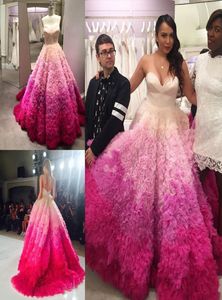 2020 ombre Vestidos de noiva uma linha Ruffleded decote de decote em coração tule tule sem traseiro vestidos de noiva 39723542490