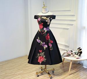 Ny designbåthals TEALEATHIATH Evening Dresses 2017 Nya applikationer fläckar formella promklänningar ido de festa svart aftonklänning8426356