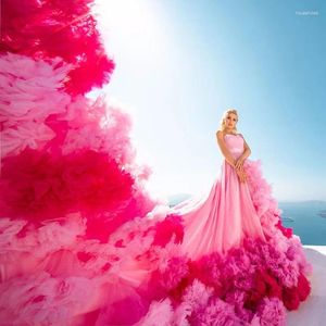 Lässige Kleider Erstaunliche Rüschen Hochzeitspographie gemischte Farben Fluffy Tulle Boho Brautkleid für Po Shooting Beach Mutterschaft