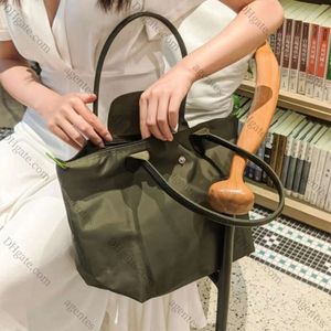 2024 2024 Fashion Versatile Womens Bag Dumpling Bags Classic Brand Women New Foldable Waterproof Nylon Tote Bags Ladies Handbags 10a Az