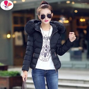 Women's Trench Coats 2024 Autumn And Winter Short Jacket Korean Clothing Decoration Light Body Warm Big Hair Collar Thickening Coat