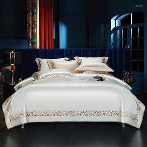 Set di biancheria da letto di lussuoso set di cotone egiziano ricamato a letto morbido rivestimento piuminole per letto reattata con foglio di federe 4pcs
