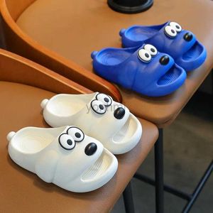 Slipping Kids Sliponi Summer New Cartoon Boy Sandals Wear Platform Scarpe per ragazze scarpe sola sandali anti -slip sandali per bambini carini 240408