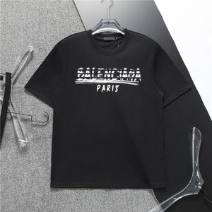 Designer 2024 Men's T-shirt Short sleeved Casual Pure Cotton Round Neck Pullover Paris Chest Embossed Letter Printing Cuffles Sewn Clothing Couple Same Style M-XXXL