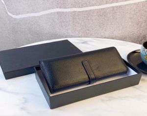 2021 Hochwertige Unisex -Brieftasche lange Geldbörse für Frauen und Männer Schöne Kuhlatten -Brieftasche Verkauf Mode und beliebter Stil Neue Ankunft 6089700