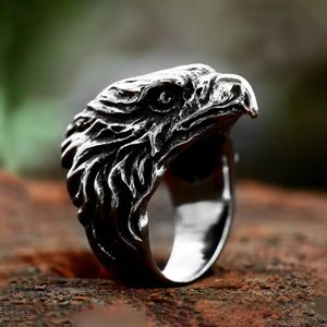 Nowy projekt Vintage Viking Eagle Pierścień dla mężczyzn 14K Gold Punk Hip Hop Animal Pierścień Modna Amulet Biżuteria