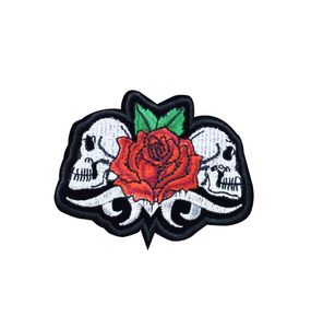 Zwillinge Schädel mit Rosenflecken für Kleidungseisen am Transfer Applique Patch für Jacke Jeans DIY nähen auf bestickten Abzeichen 1PCS6968409