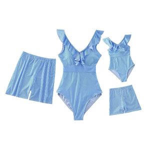 Summer Matching Swimwear Blue Striped Father and Son Trunks Trunks Fashion Mommy Figlia senza maniche da bagno 240327