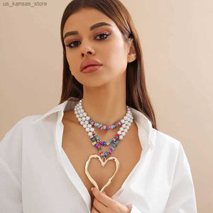 Pendant Necklaces Salircon Bohemian Irregular Mixed Color Stone Chain Choker Necklace Punk Hollow Big Heart Shaped Pendant Necklace Women Jewelry240408