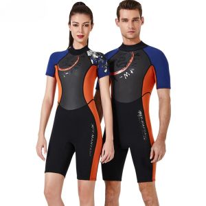 Takım 3mm Neopren Dalış Takımı Köpekbalığı Cilt Wetsuit OnePiece Erkek Kadınlar Sıcak Yüzme Tüplü Kısa Kollu Triatlon Wetsuit