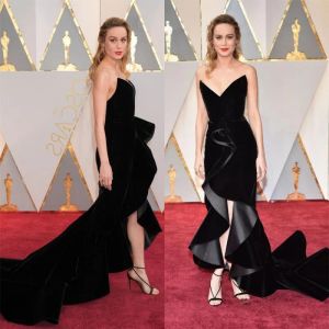 Oscar Awards Backless Dresses Evening Wear med ruffles aftonklänningar hej lo plus storlek prom klänning