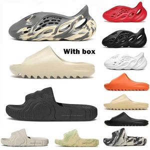Högkvalitativa tofflor skor sandaler designer glider tränare skjutreglage skjutreglage mens dhgate mode sko med box benvit harts sandstrand män kvinnor ni 2024 nyheter yz