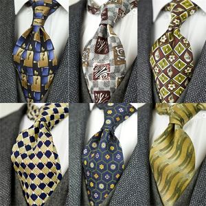 Druckgedruckte Krawatten Vintage Muster abstrakter Charakter Multicolor 10 cm Herren Krawatte 100% Seidendruck handgefertigtes Handgefertigte 240408